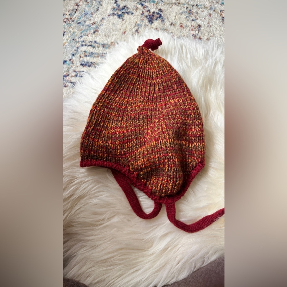 ZARA SRPLS WINTER OVER EAR HAT